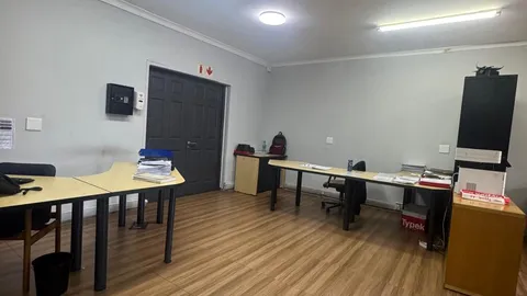 WhatsApp Image 2025-09-18 at 13.58.40.